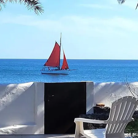 Loro Βίλα Playa Honda (Lanzarote)